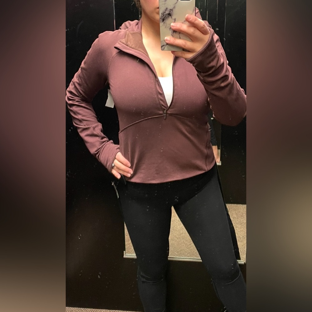Lululemon Always Alert 1/2 Zip - Picture 11 of 11